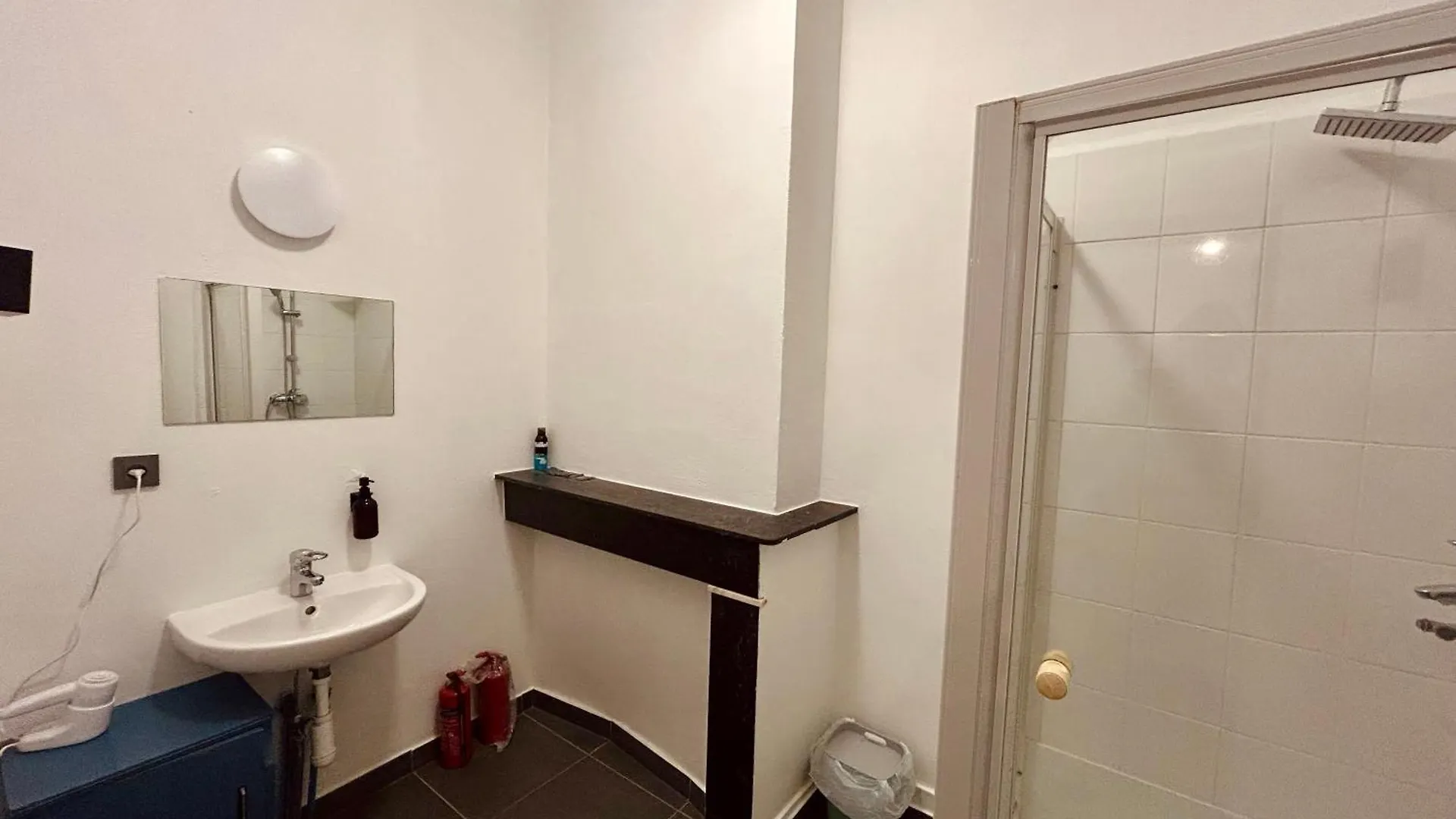 European District Hostel Brussels Guest house