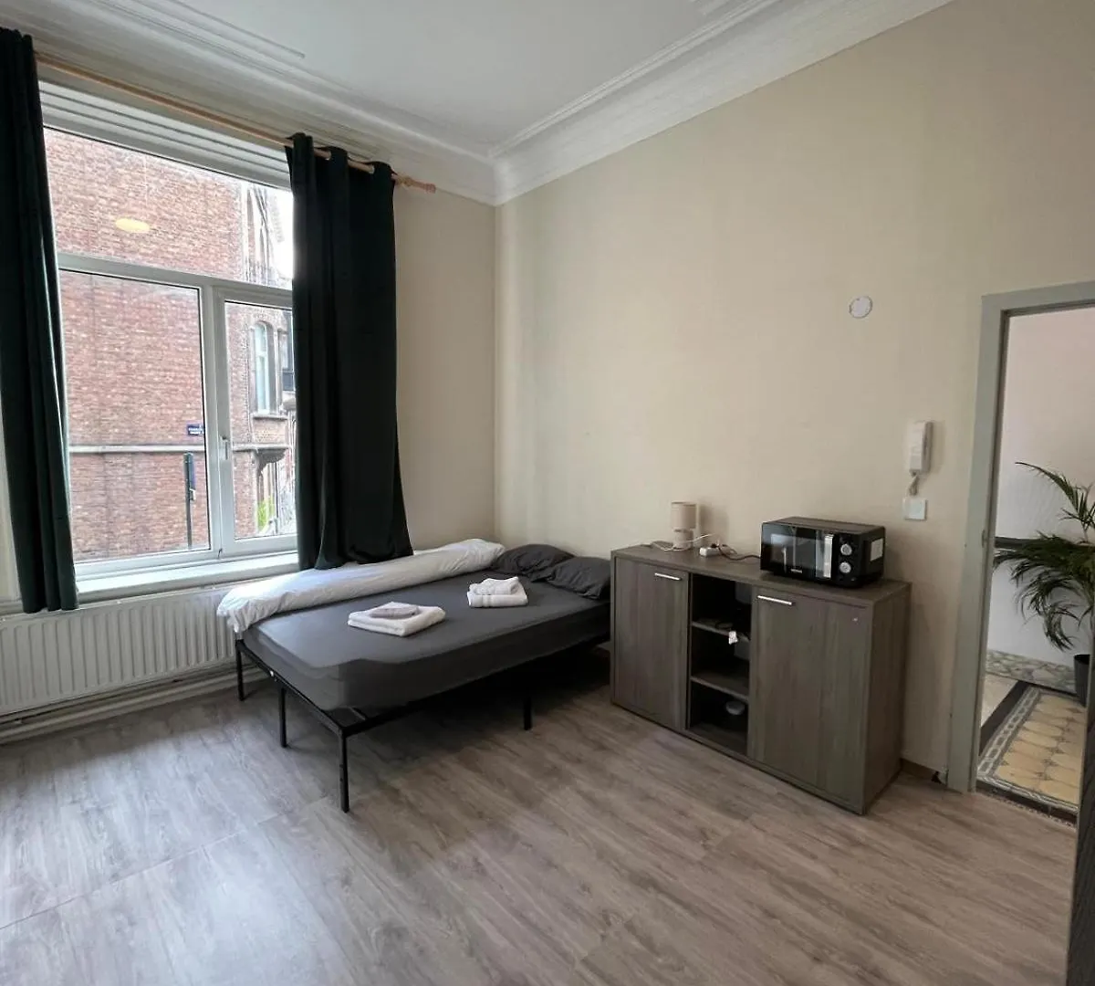 European District Hostel Brussels Guest house